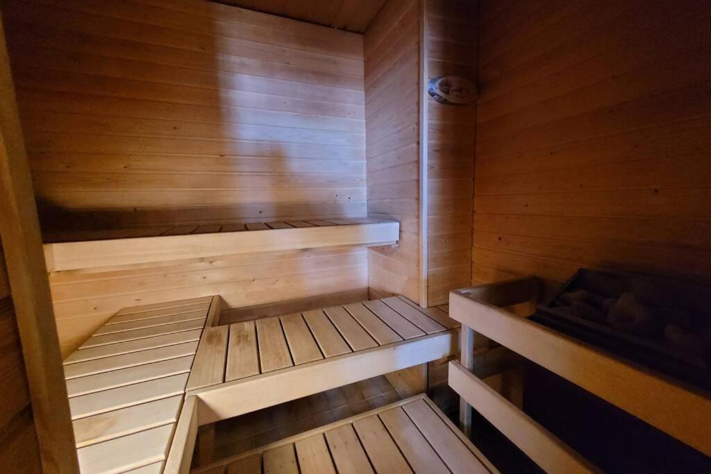 Golfapartment In Pickala Siuntio エクステリア 写真